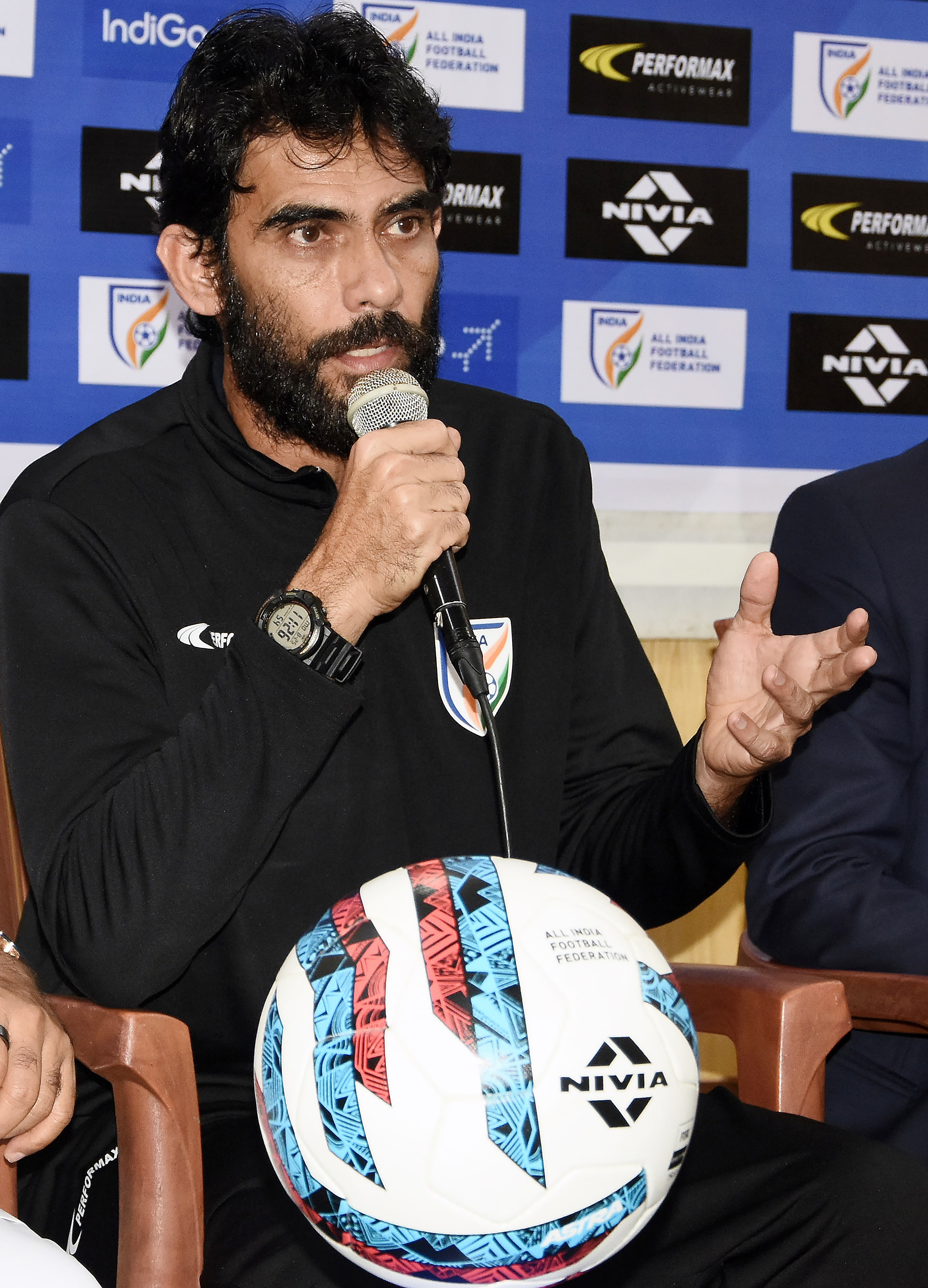 Bengaluru: Senior Men’s National Team Head Coach Khalid Jamil addresses a press conference of the All India Football Federation (AIFF), at Press Club in Bengaluru, Monday, August 25, 2025. (IANS