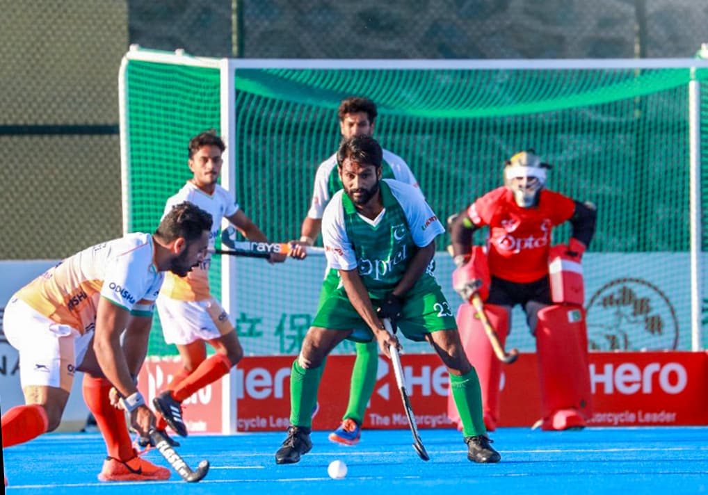 Hulunbuir: Indian Men's Hockey Team player and Pakistan Men's Hockey Team player in action during the Hero Asian Champions Trophy 2024 at Moqi Training Base, Hulunbuir, on Saturday, September 14, 2024. (Photo: IANS)