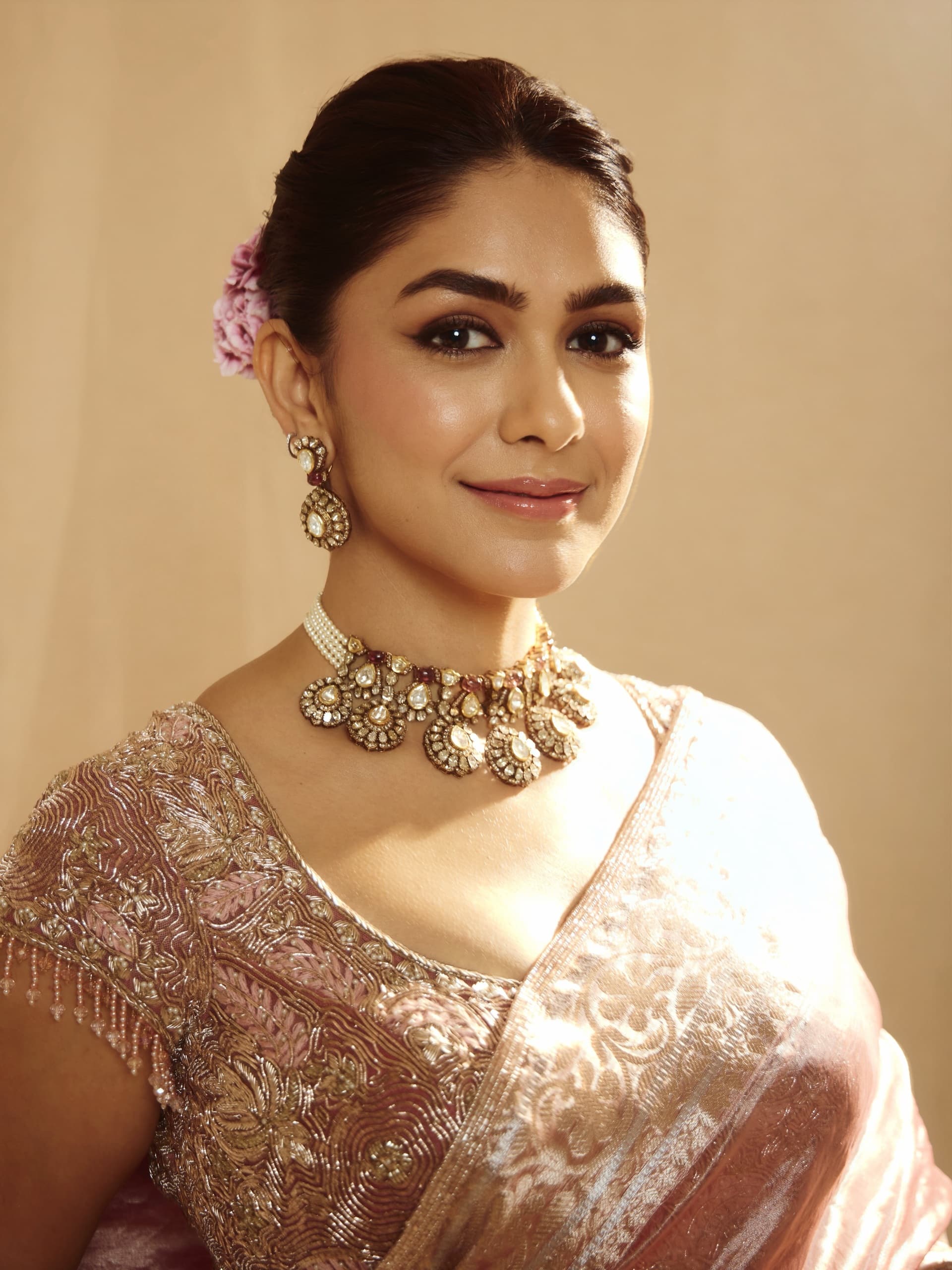 Actress Mrunal Thakur New Glam Stills