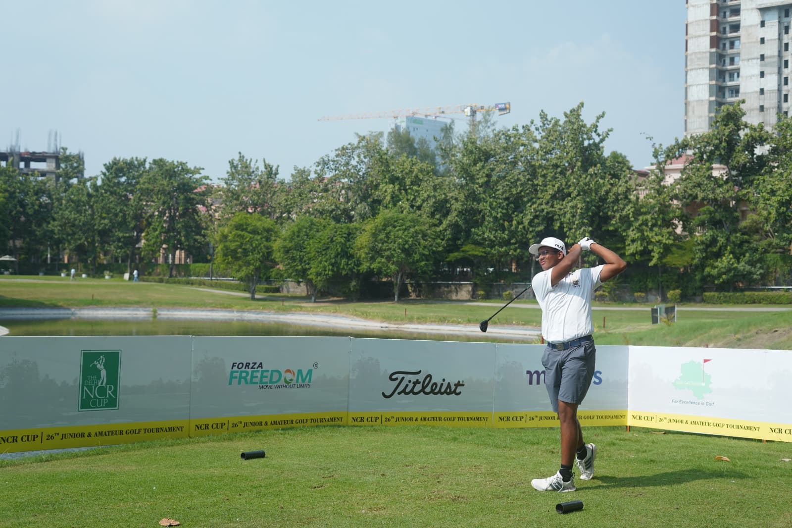 NCR Cup Golf: Gadre holds 36-hole lead, Gauri surges ahead on Day 2