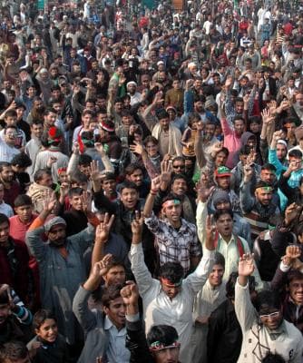 Pakistan braces for bloody PTI confrontation, lockdown imposed amid casualty fears
