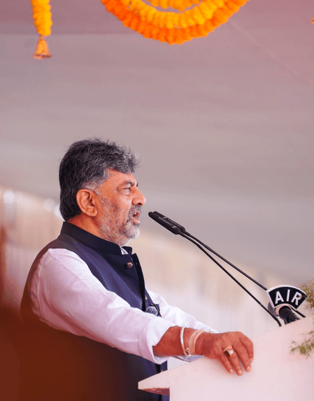 Karnataka CM attends Delhi meeting on education policy