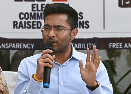 Bengal: Police probe use of SIM cards by arrested aide of Abhishek Banerjee
