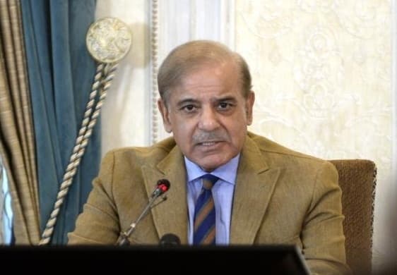 Pakistani Prime Minister Shahbaz Sharif speaks in an interaction with foreign media in Islamabad, Pakistan, Aug. 30, 2022. (Photo by Ahmad Kamal/Xinhua/IANS)